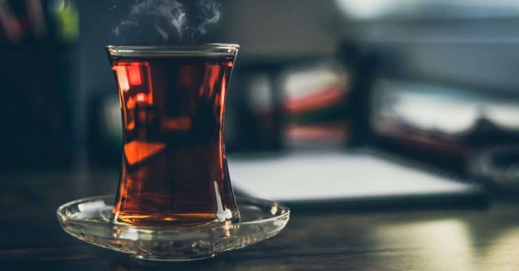 Şeffaf Plak Kullanırken Kahve ve Çay İçilebilir mi?